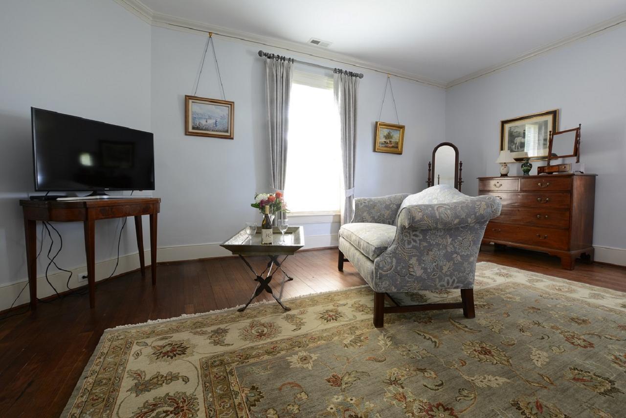 Woodville Bed And Breakfast Esmont Esterno foto