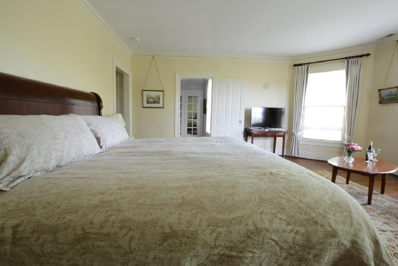 Woodville Bed And Breakfast Esmont Esterno foto