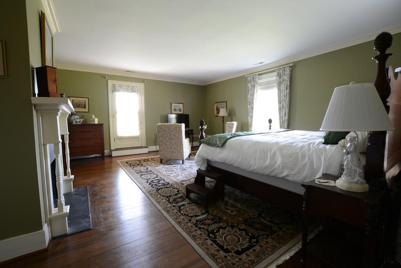 Woodville Bed And Breakfast Esmont Esterno foto