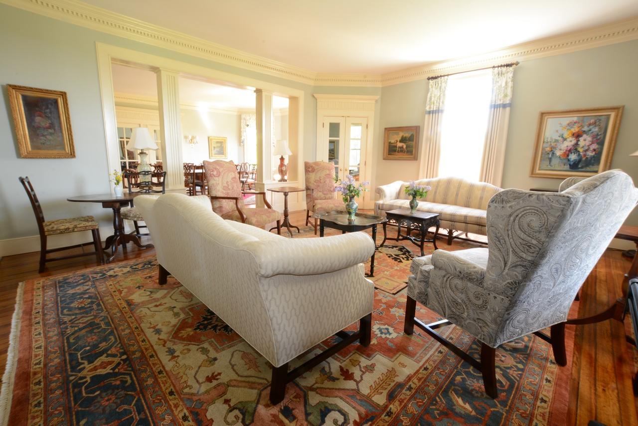 Woodville Bed And Breakfast Esmont Esterno foto